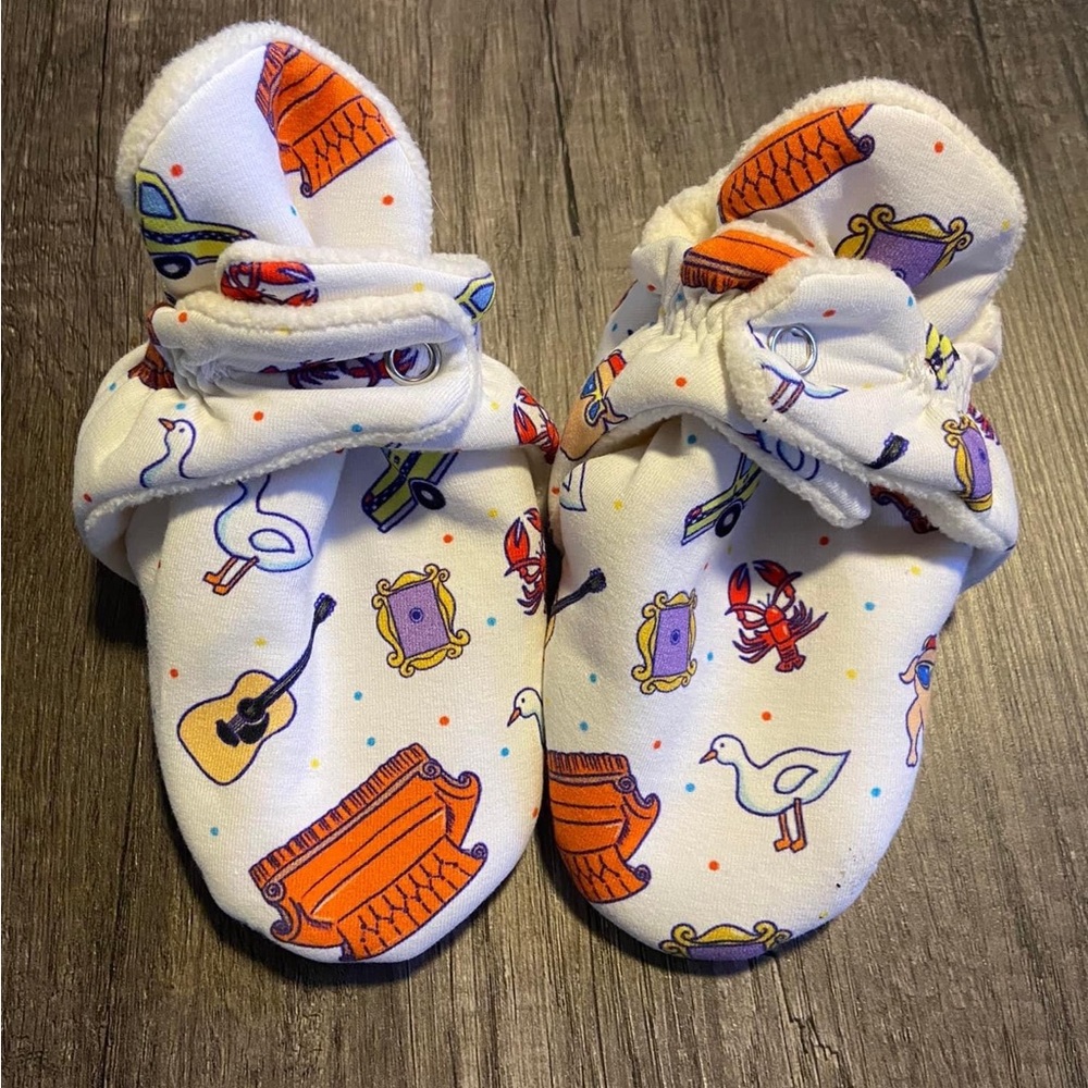 Babalus by Lucy - friends GUC booties, Size: 18-24 months